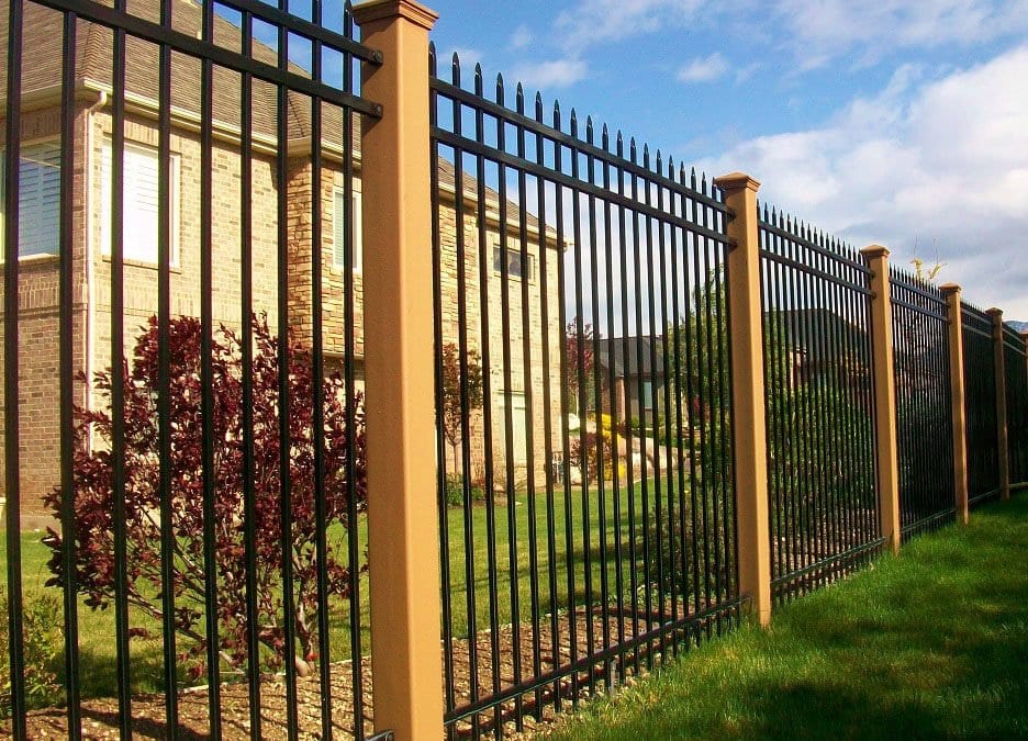 Trex Fencing with Ornamental Fence Paneling 1 Trex Fencing with Ornamental Fence Paneling