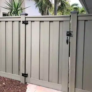 2c-Seclusions-Gates 2c-Seclusions-Gates